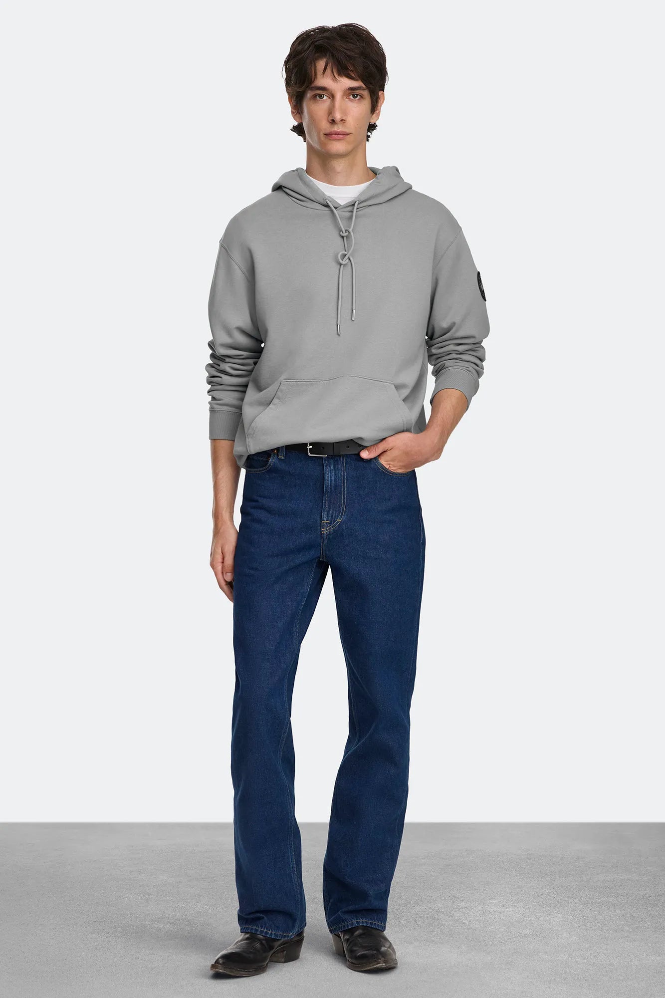 STRATUS GREY