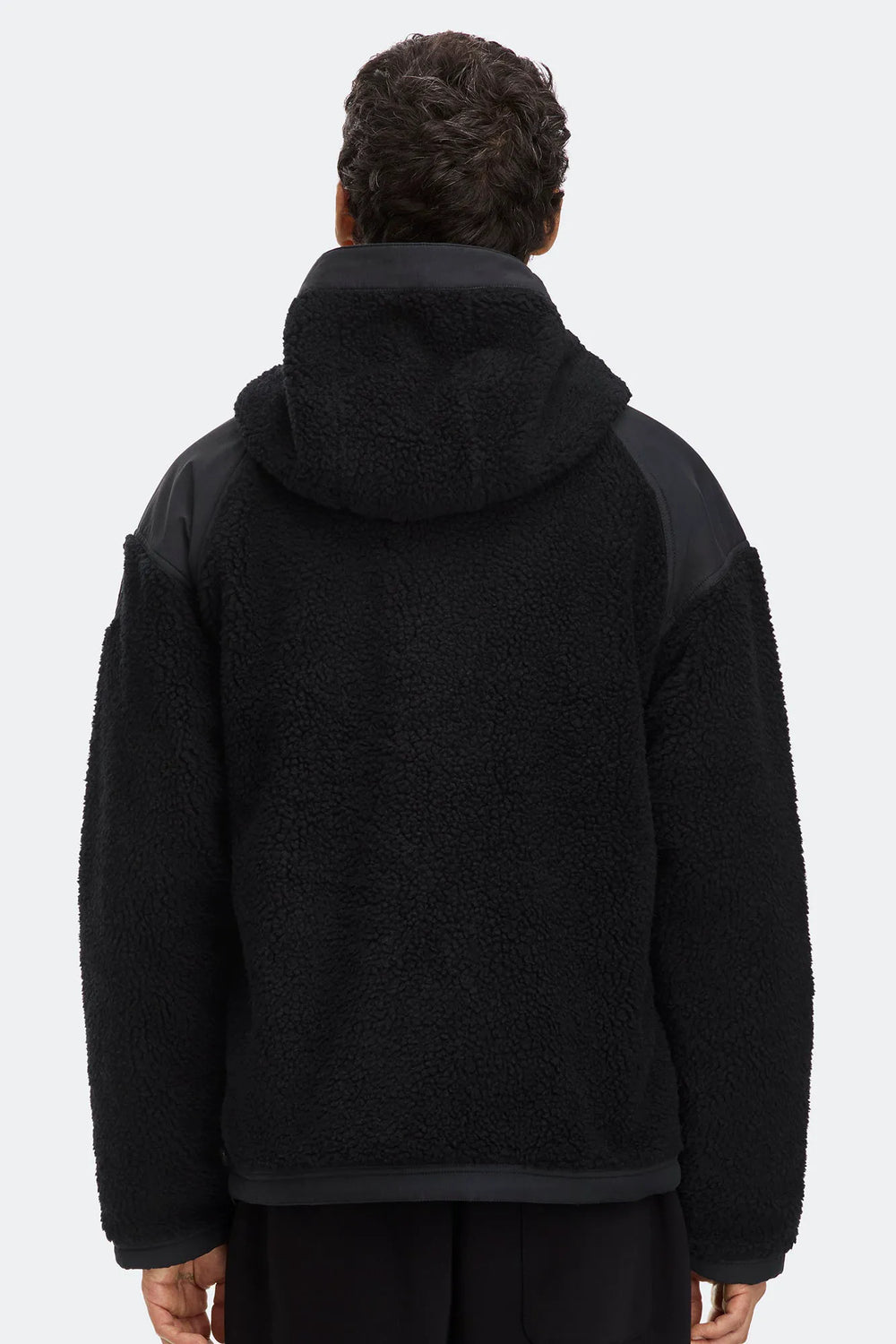 BLACK/BLACK