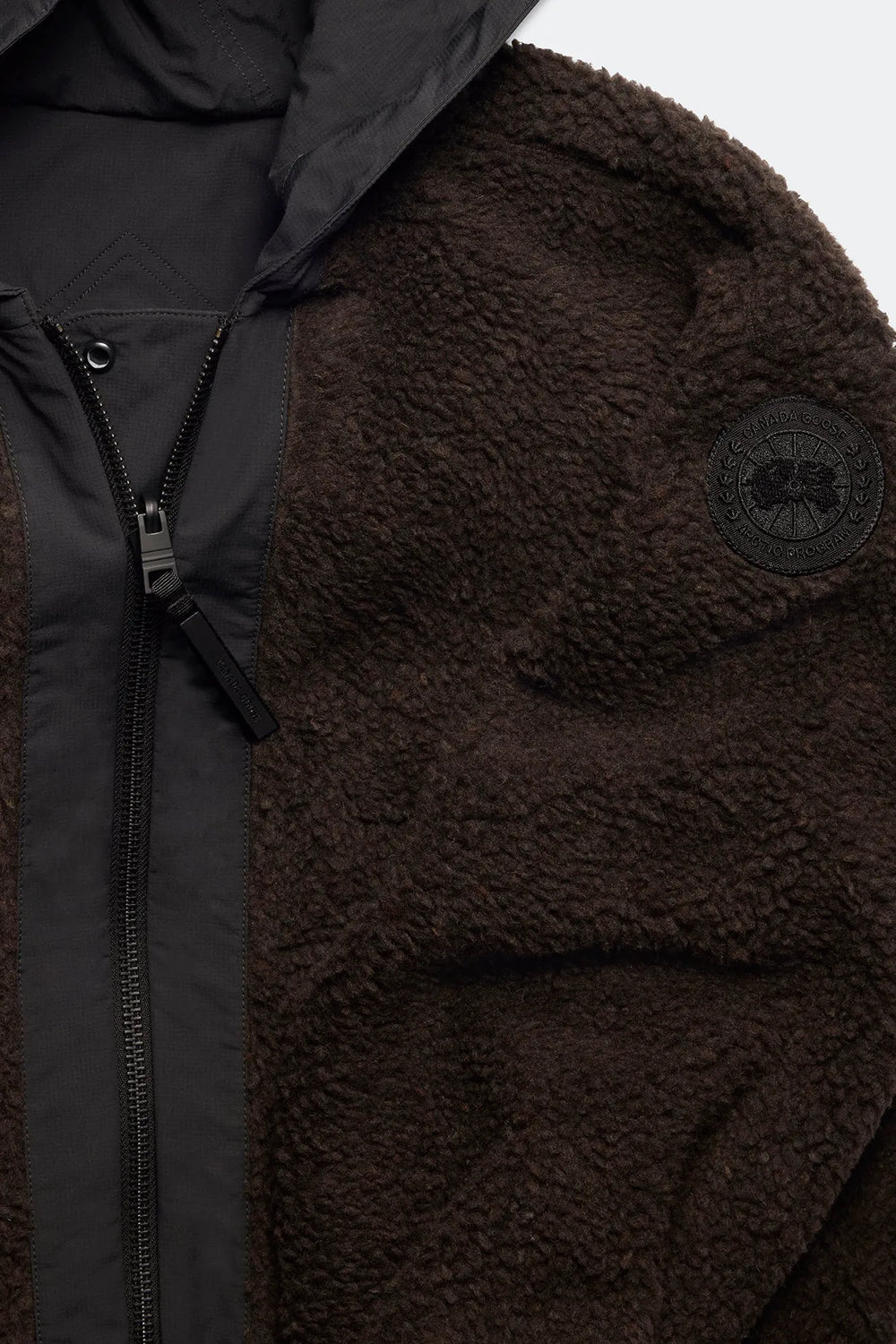 TERRA/BLACK
