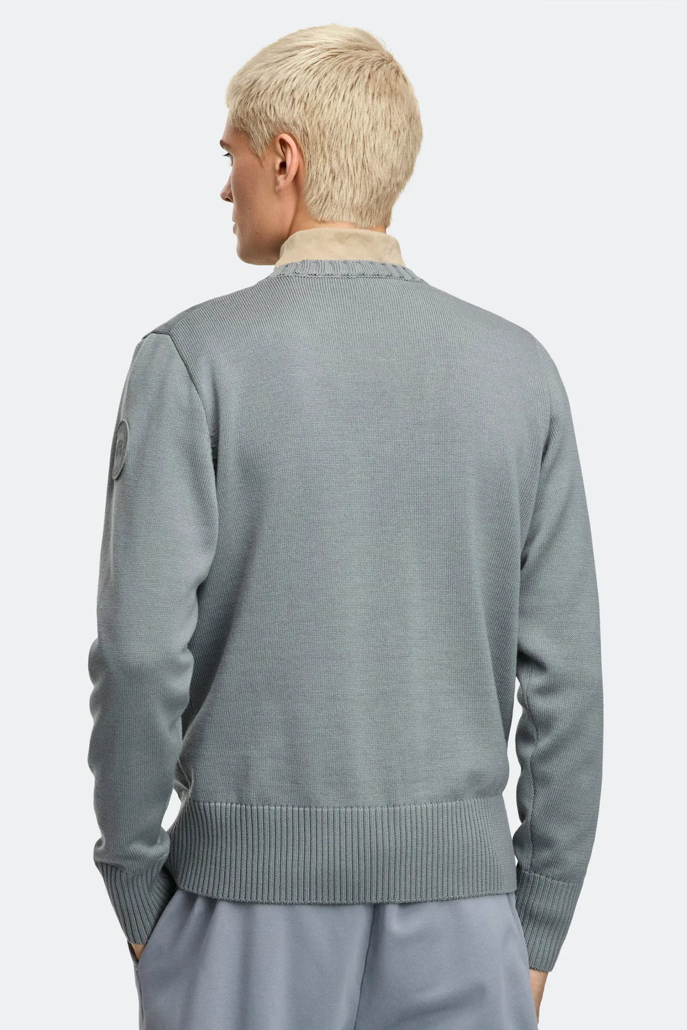 STRATUS GREY