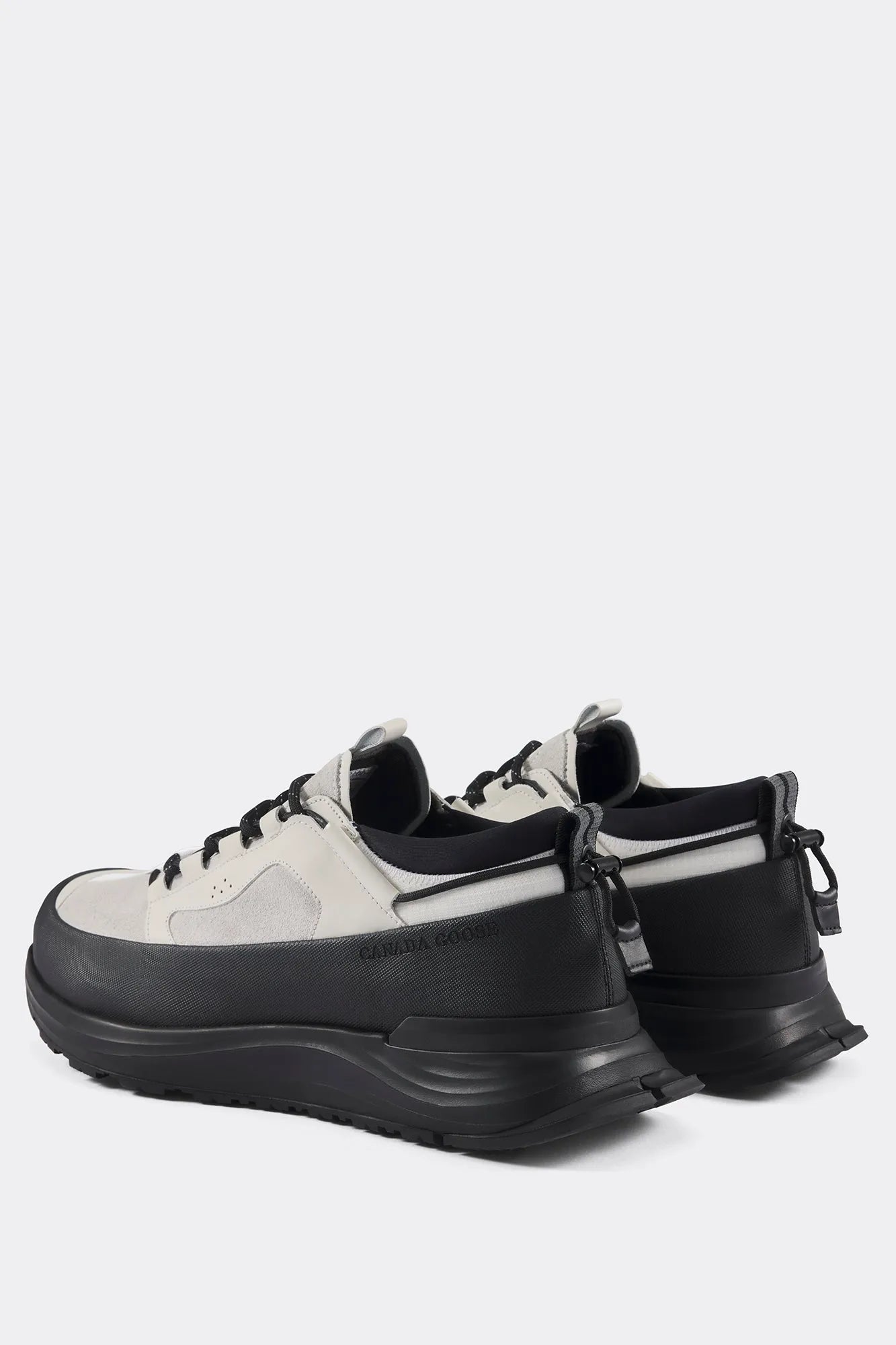 WHITE/BLACK