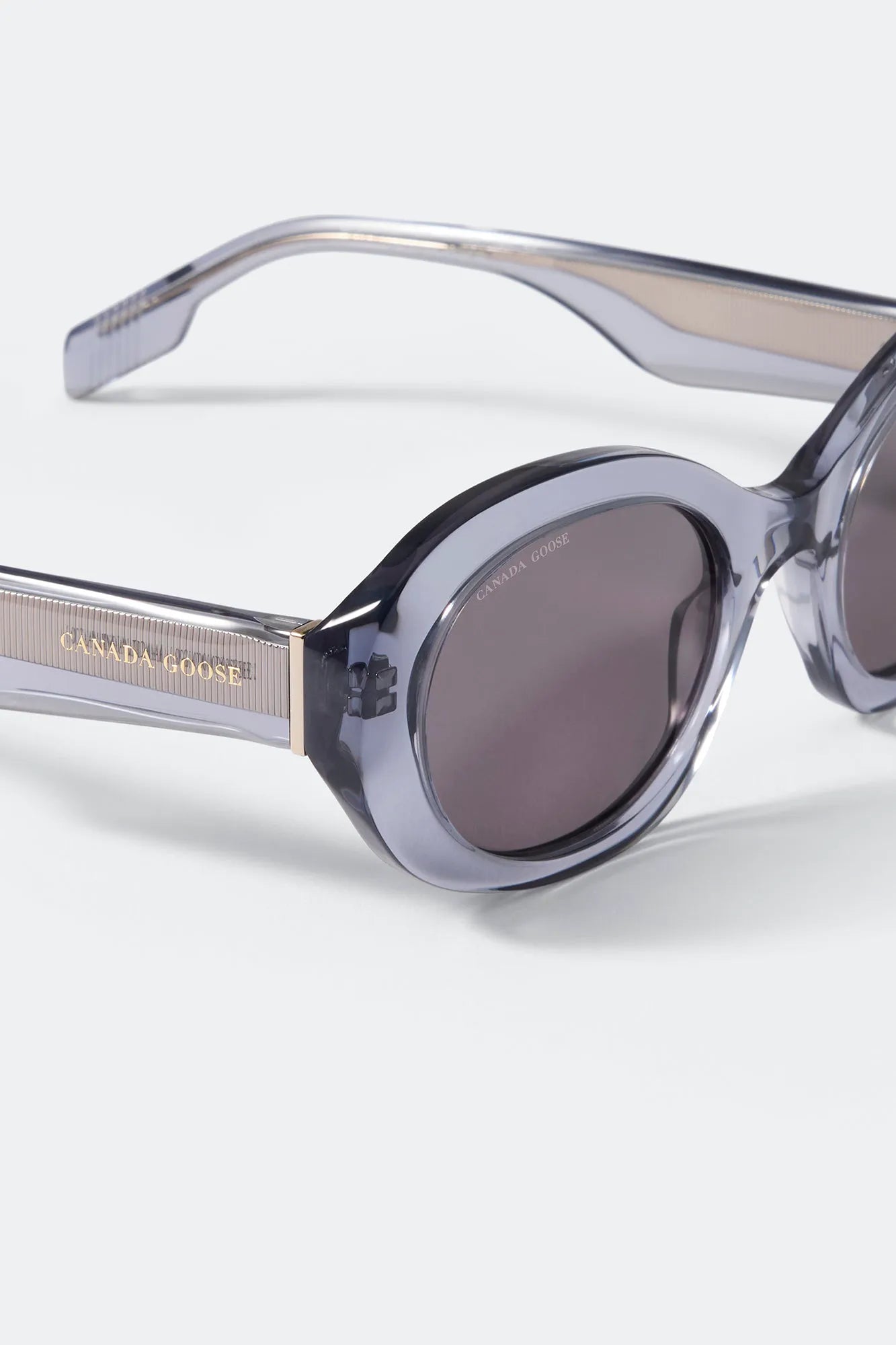 TRANSPARENT GREY/SOLID GREY